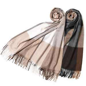 BEGG X CO(ベグ アンド コー)<br>カシミアブロックチェック大判ストール Arran Film Plaid 18322202059